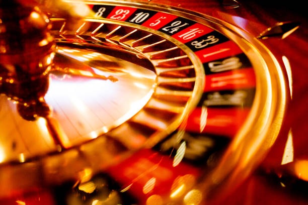 paradox 169 slot Tables and slot rooms together